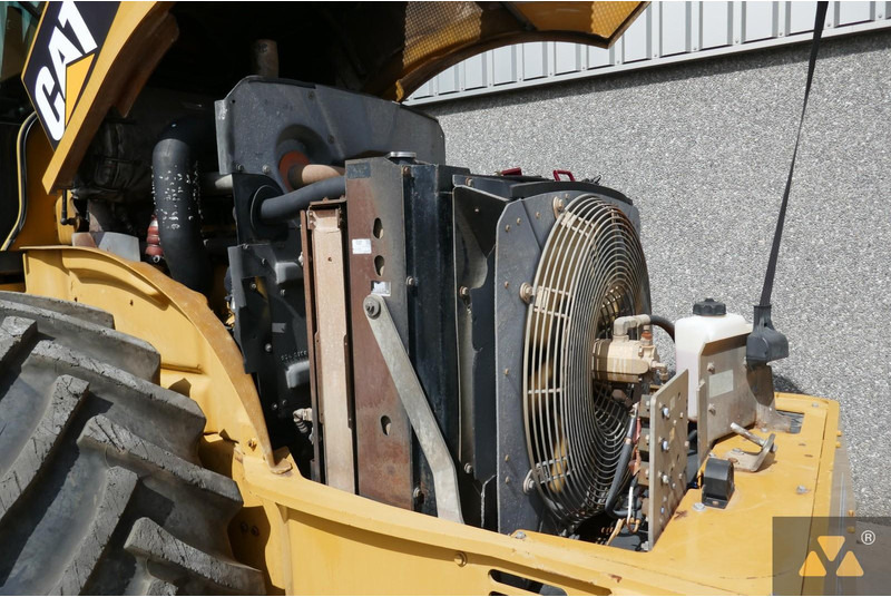 Rodillo Caterpillar CP76: foto 12