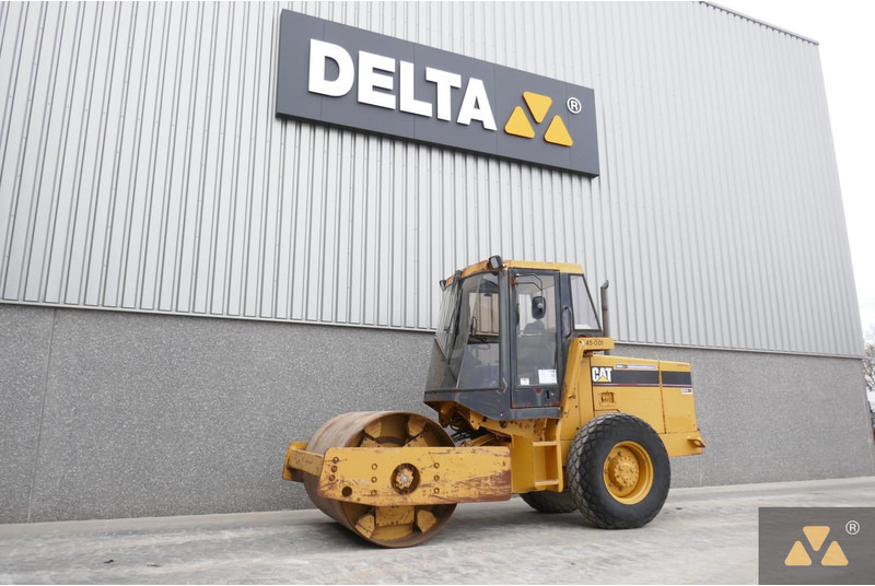 Caterpillar CS433C - Rodillo: foto 4 Caterpillar CS433C - Rodillo: foto 4