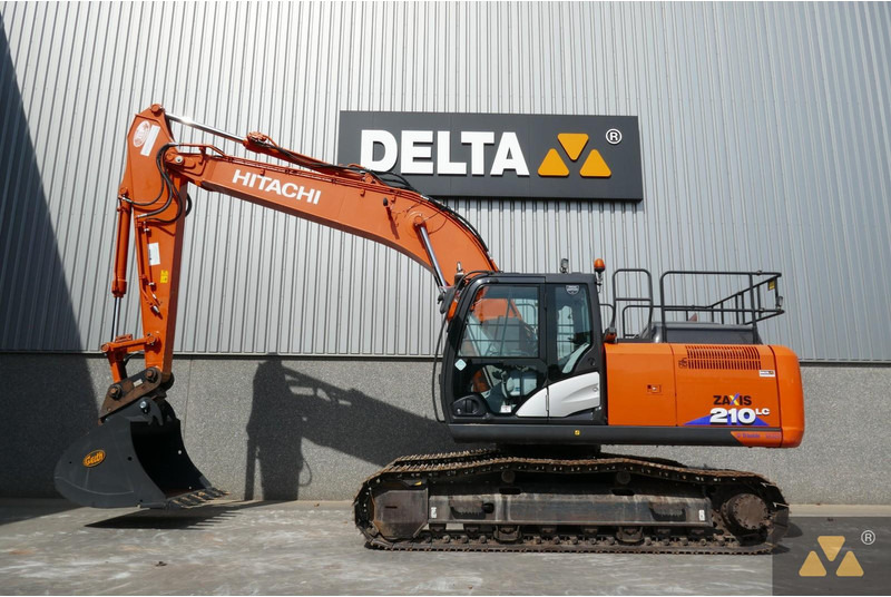 Hitachi ZX210LC-6 - Excavadora de cadenas: foto 1 Hitachi ZX210LC-6 - Excavadora de cadenas: foto 1