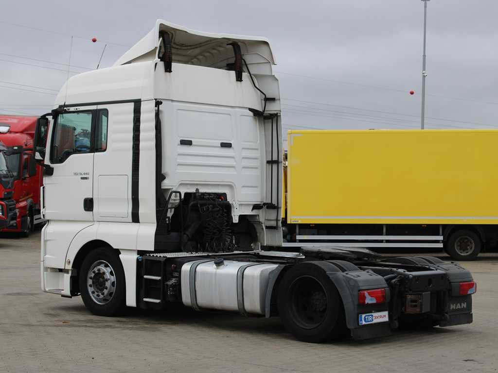 MAN TGX 18.440 4X2 LLS - U, LOWDECK, EURO 6 - Cabeza tractora: foto 4 MAN TGX 18.440 4X2 LLS - U, LOWDECK, EURO 6 - Cabeza tractora: foto 4
