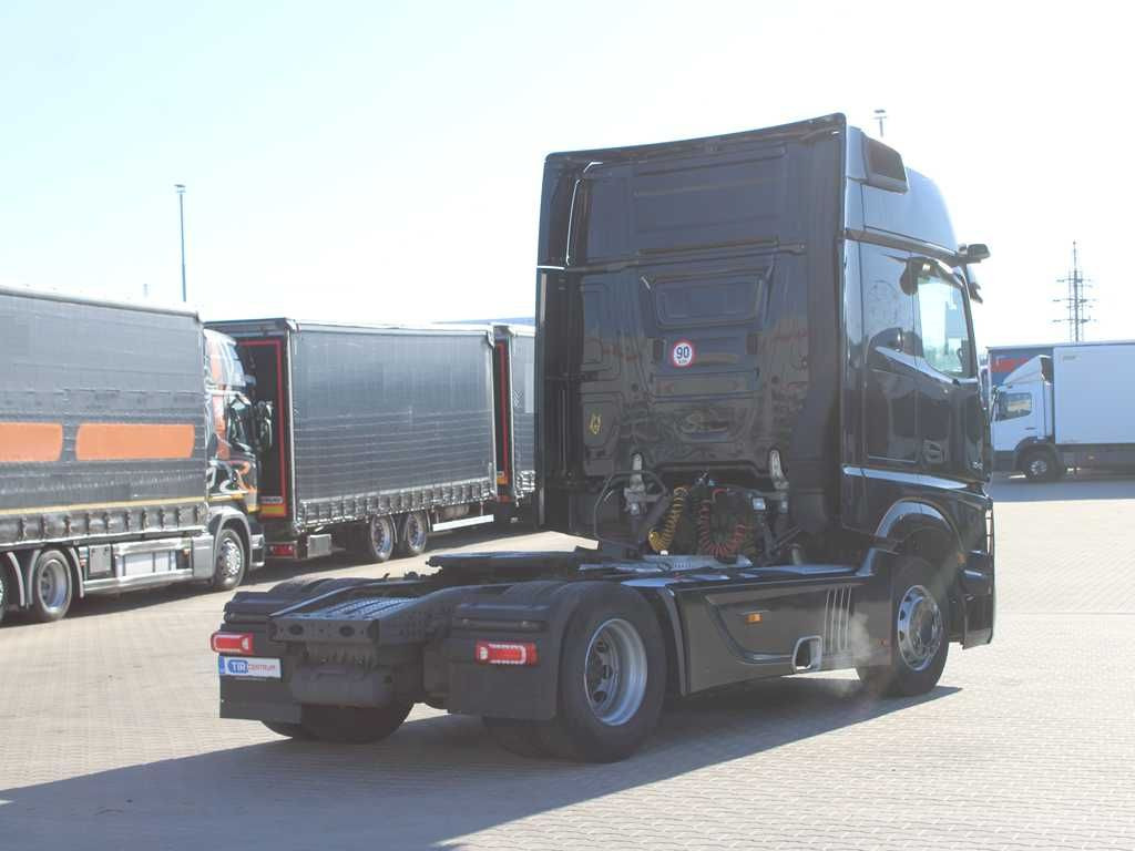 Mercedes-Benz Actros 1848, EURO 6, NAVIGATION, GIGA SPACE Mercedes-Benz Actros 1848, EURO 6, NAVIGATION, GIGA SPACE - Cabeza tractora: foto 3 Mercedes-Benz Actros 1848, EURO 6, NAVIGATION, GIGA SPACE Mercedes-Benz Actros 1848, EURO 6, NAVIGATION, GIGA SPACE - Cabeza tractora: foto 3