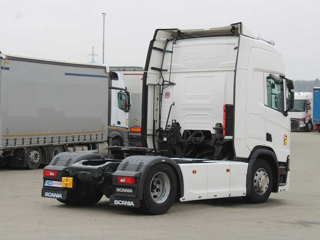 Scania R 450, EURO 6, NAVIGATION, RETARDER, TIRES 80% - Cabeza tractora: foto 4 Scania R 450, EURO 6, NAVIGATION, RETARDER, TIRES 80% - Cabeza tractora: foto 4