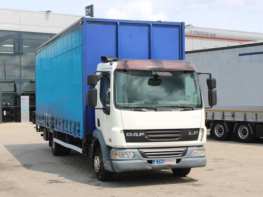 DAF FA LF 45, EURO 5, TAIL LIFT - Camión lona: foto 2 DAF FA LF 45, EURO 5, TAIL LIFT - Camión lona: foto 2