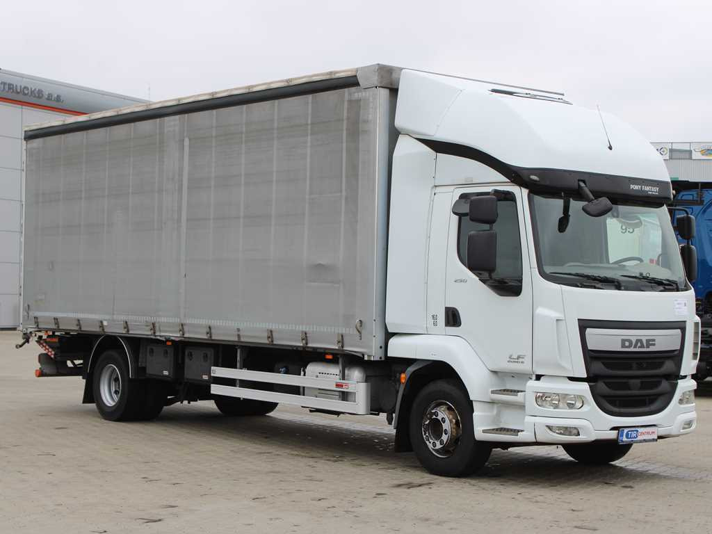 DAF LF 250 FA, HYDRAULIC FRONT, EURO 6 - Camión lona: foto 4 DAF LF 250 FA, HYDRAULIC FRONT, EURO 6 - Camión lona: foto 4