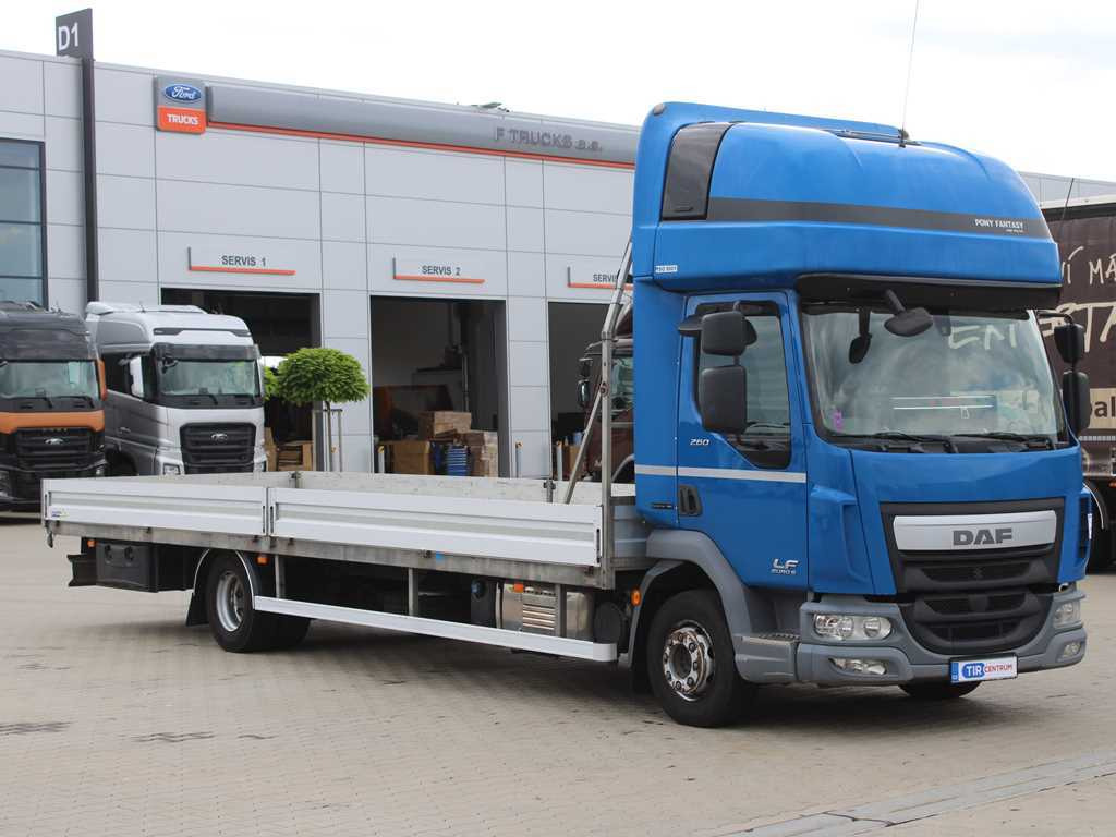 DAF LF 260, SLEEPING BODY, EURO 6, TIRES 80% - Camión caja abierta: foto 3 DAF LF 260, SLEEPING BODY, EURO 6, TIRES 80% - Camión caja abierta: foto 3