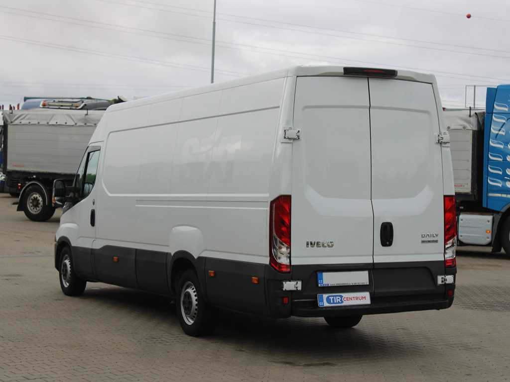 Iveco Daily 35S16 - Furgón: foto 5 Iveco Daily 35S16 - Furgón: foto 5