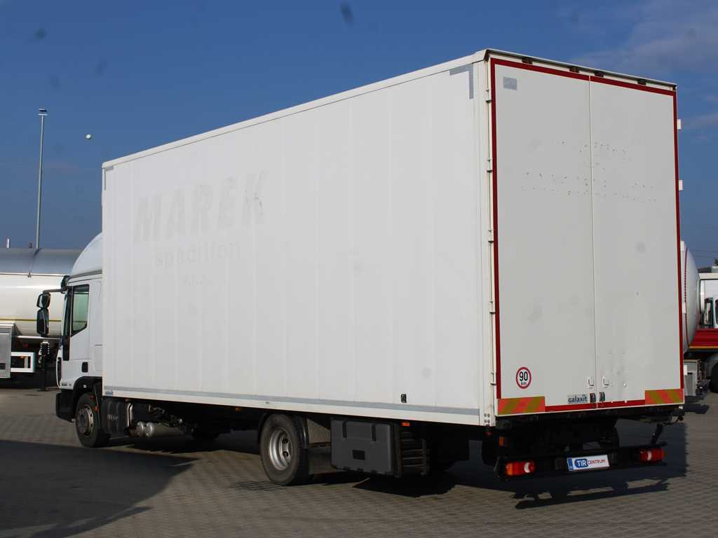 Iveco EUROCARGO 120EL22, EURO 6, PNEU 80% - Camión caja cerrada: foto 5 Iveco EUROCARGO 120EL22, EURO 6, PNEU 80% - Camión caja cerrada: foto 5
