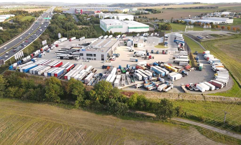 Kögel ANBS, PNEU 80% - Remolque con toldo: foto 5 Kögel ANBS, PNEU 80% - Remolque con toldo: foto 5