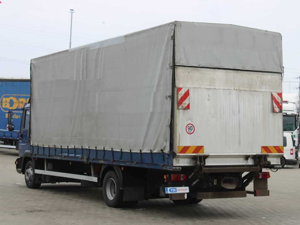 MAN LE 12.220, EURO 6, HYDRAULIC FRONT, TIRES 80% - Camión lona: foto 5 MAN LE 12.220, EURO 6, HYDRAULIC FRONT, TIRES 80% - Camión lona: foto 5