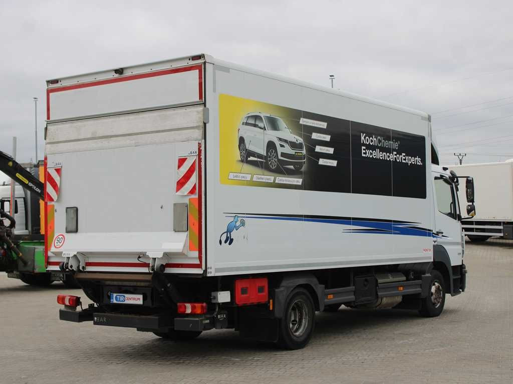 Mercedes-Benz ATEGO 1021, EURO 6, TAIL LIFT - Camión caja cerrada: foto 3 Mercedes-Benz ATEGO 1021, EURO 6, TAIL LIFT - Camión caja cerrada: foto 3