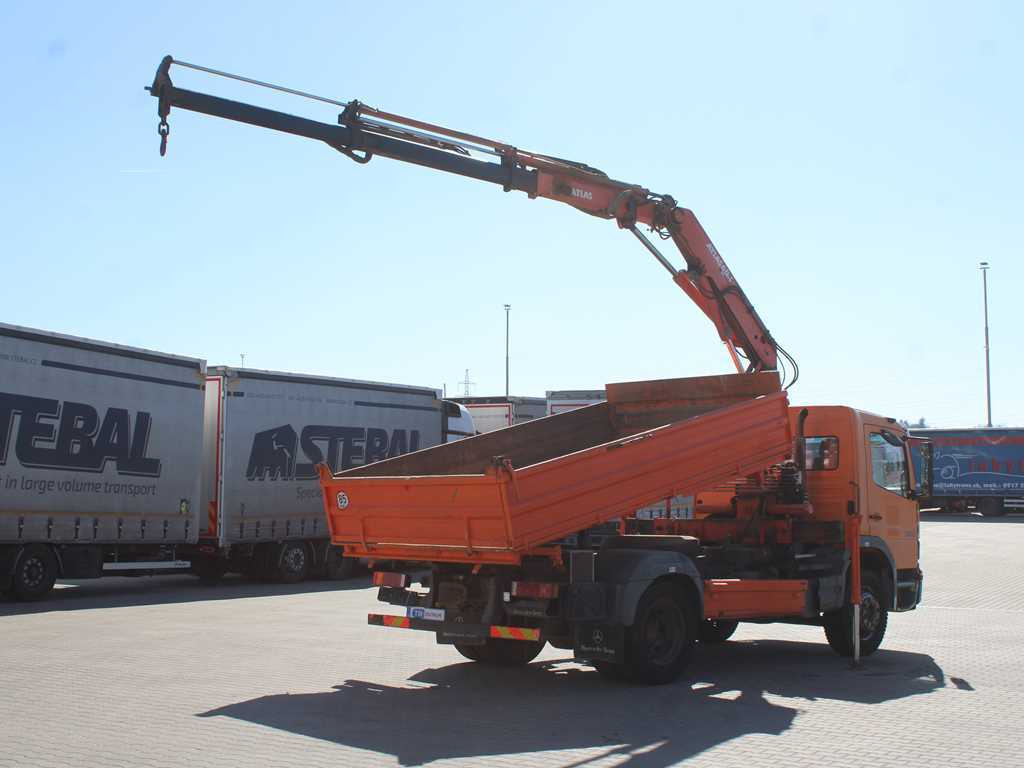 Mercedes-Benz Atego 1523, HYDRAULIC ARM ATLAS 60.1, THREE-SIDED - Camión volquete, Camión grúa: foto 4 Mercedes-Benz Atego 1523, HYDRAULIC ARM ATLAS 60.1, THREE-SIDED - Camión volquete, Camión grúa: foto 4
