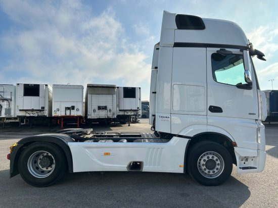 Mercedes-Benz Actros 1851 - Cabeza tractora: foto 4 Mercedes-Benz Actros 1851 - Cabeza tractora: foto 4