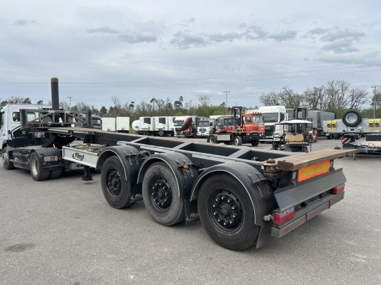 FLIEGL 30 ft Container Kippchassis ,Alufelgen - Semirremolque portacontenedore/ Intercambiable: foto 4 FLIEGL 30 ft Container Kippchassis ,Alufelgen - Semirremolque portacontenedore/ Intercambiable: foto 4