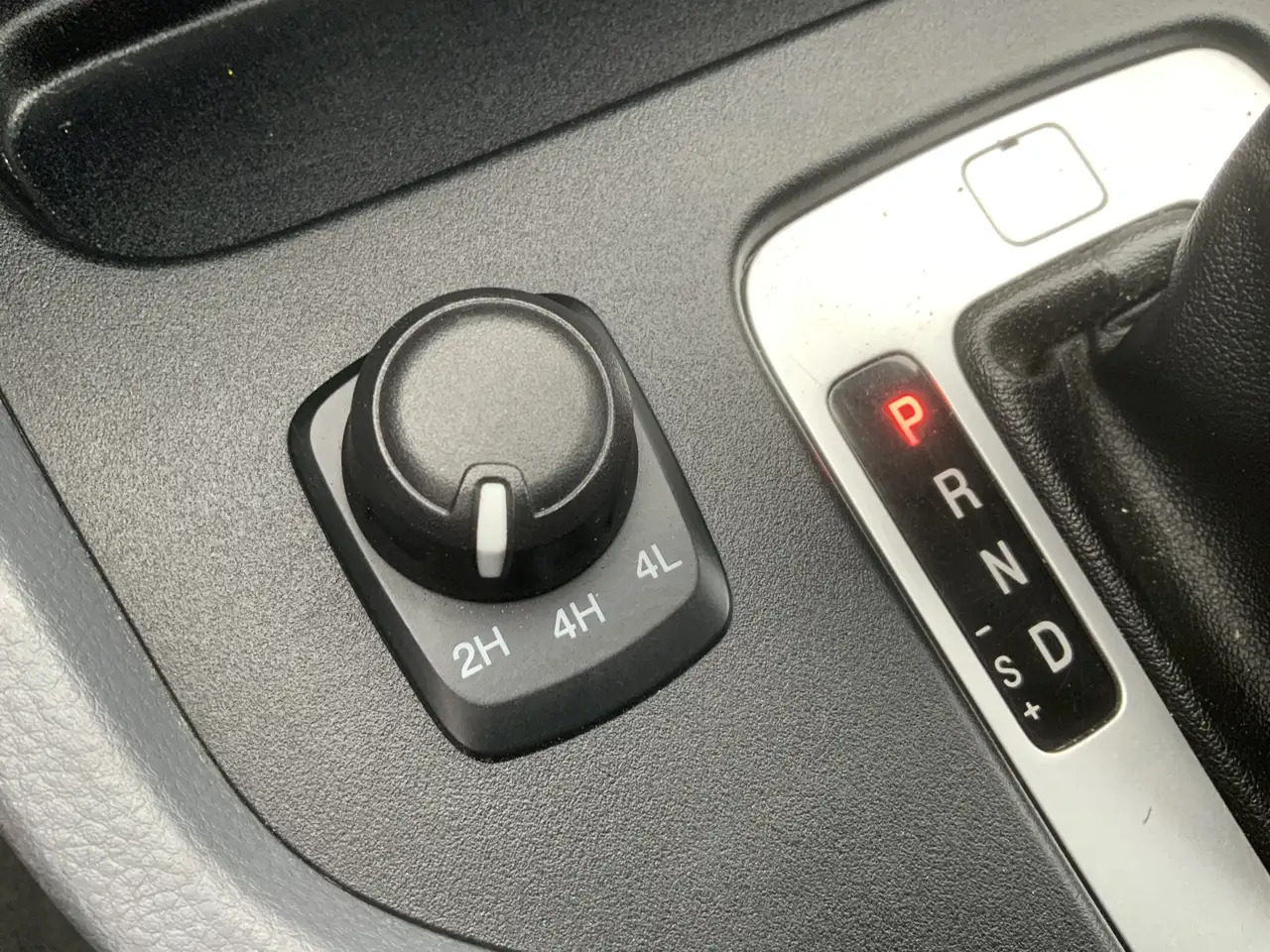 Pick-up Ford Ranger 3.2 TDCi Wildtrak Super Automaat Cab Airco Cruise: foto 24 Pick-up Ford Ranger 3.2 TDCi Wildtrak Super Automaat Cab Airco Cruise: foto 24