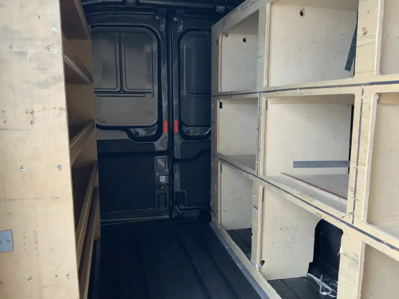 Furgón Ford Transit 330 2.2 TDCI L3H3 Ambiente Airco 3 Zits Euro 5: foto 18