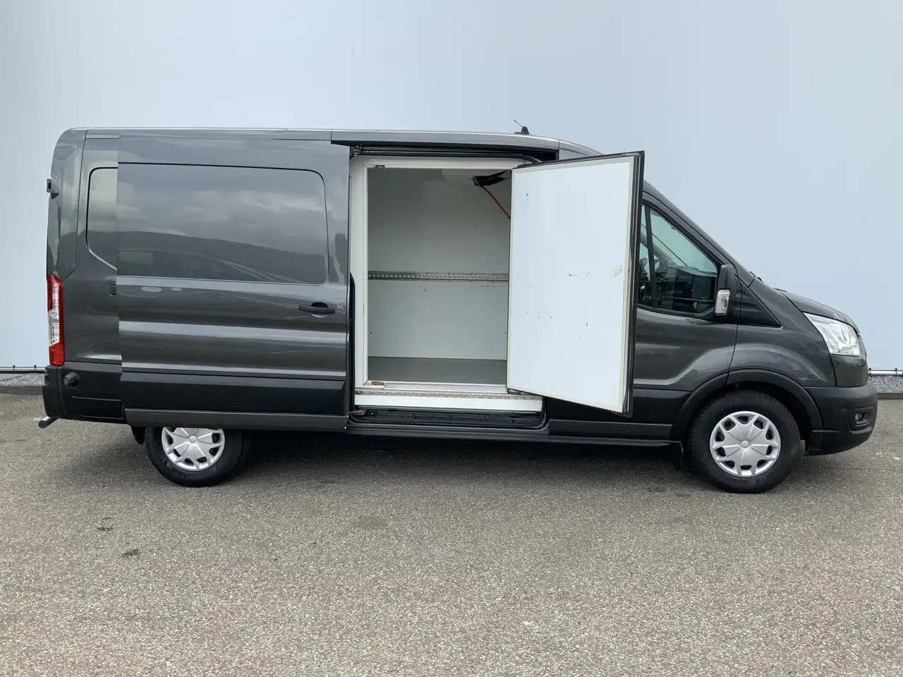 Ford Transit 350 2.0 TDCI L3H2 Trend Koelauto & Vries Automaat - Furgoneta frigorifica: foto 4 Ford Transit 350 2.0 TDCI L3H2 Trend Koelauto & Vries Automaat - Furgoneta frigorifica: foto 4