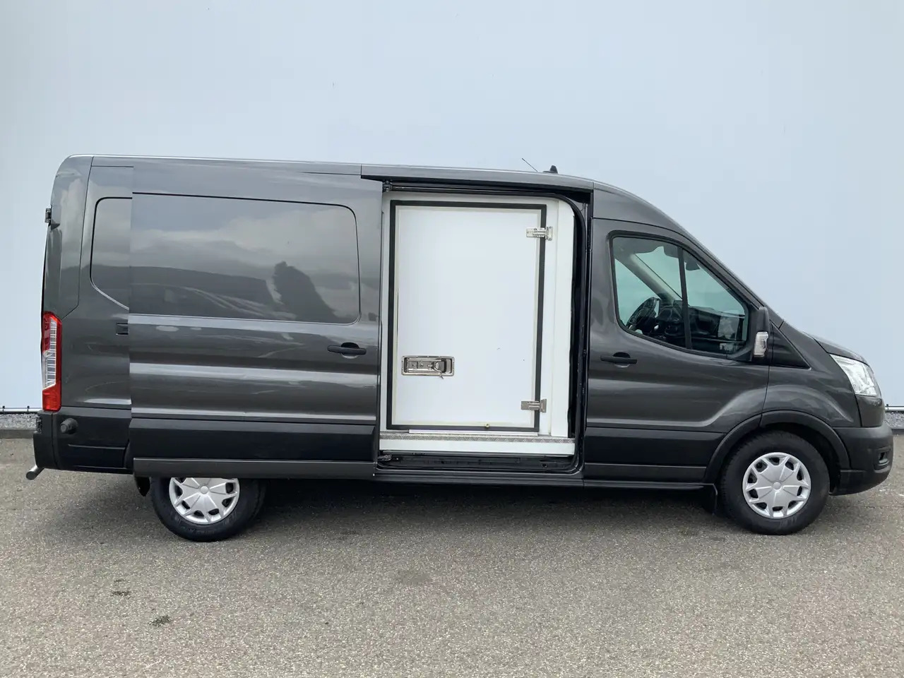 Ford Transit 350 2.0 TDCI L3H2 Trend Koelauto & Vries Automaat - Furgoneta frigorifica: foto 2 Ford Transit 350 2.0 TDCI L3H2 Trend Koelauto & Vries Automaat - Furgoneta frigorifica: foto 2