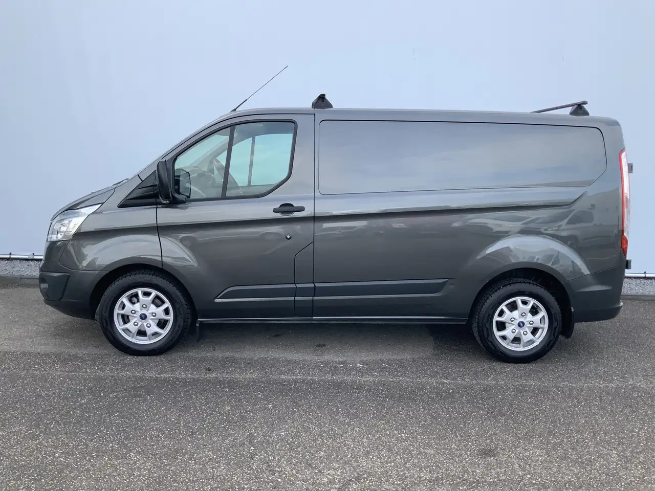 Ford Transit Custom 270 2.2 TDCI L1H1 Trend Airco Camera Cruise Dakdra - Furgón: foto 3 Ford Transit Custom 270 2.2 TDCI L1H1 Trend Airco Camera Cruise Dakdra - Furgón: foto 3