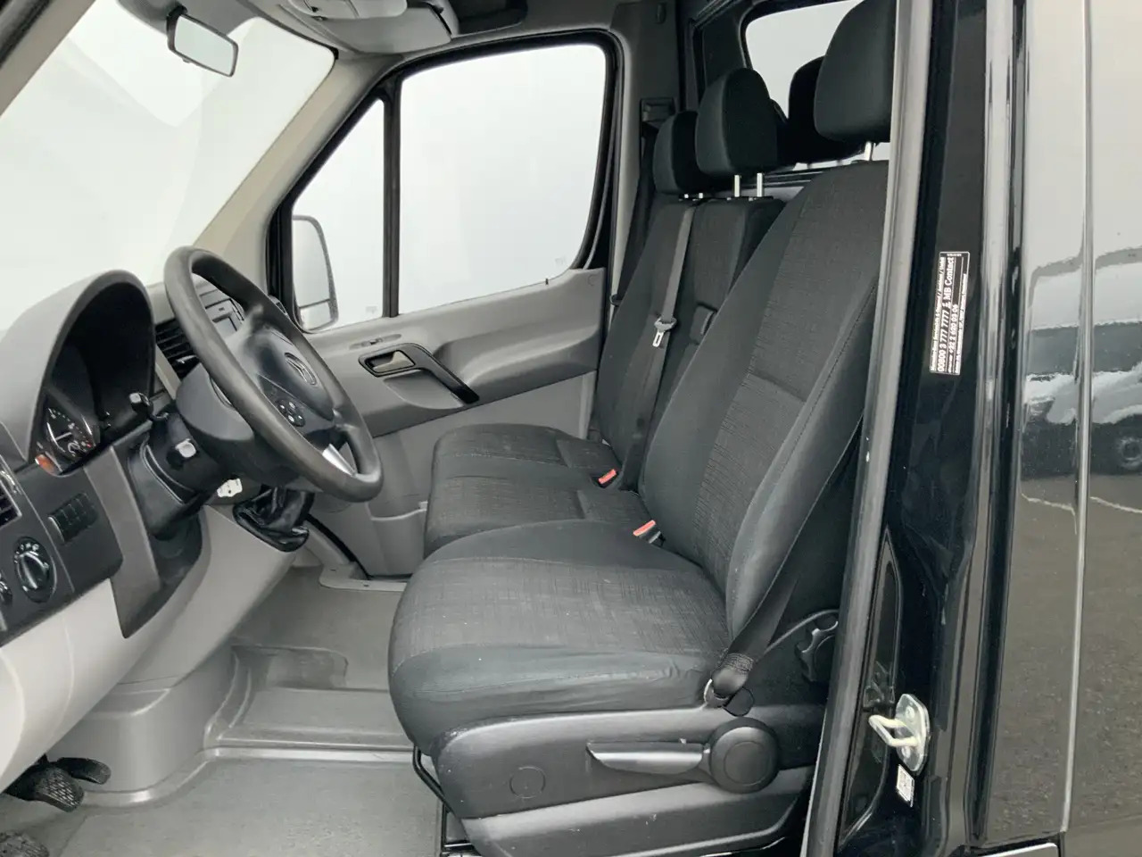 Mercedes-Benz Sprinter 314 2.2 CDI 366 L2H2 Airco 3 Zits Trekhaak 2000 kg - Furgón: foto 4 Mercedes-Benz Sprinter 314 2.2 CDI 366 L2H2 Airco 3 Zits Trekhaak 2000 kg - Furgón: foto 4