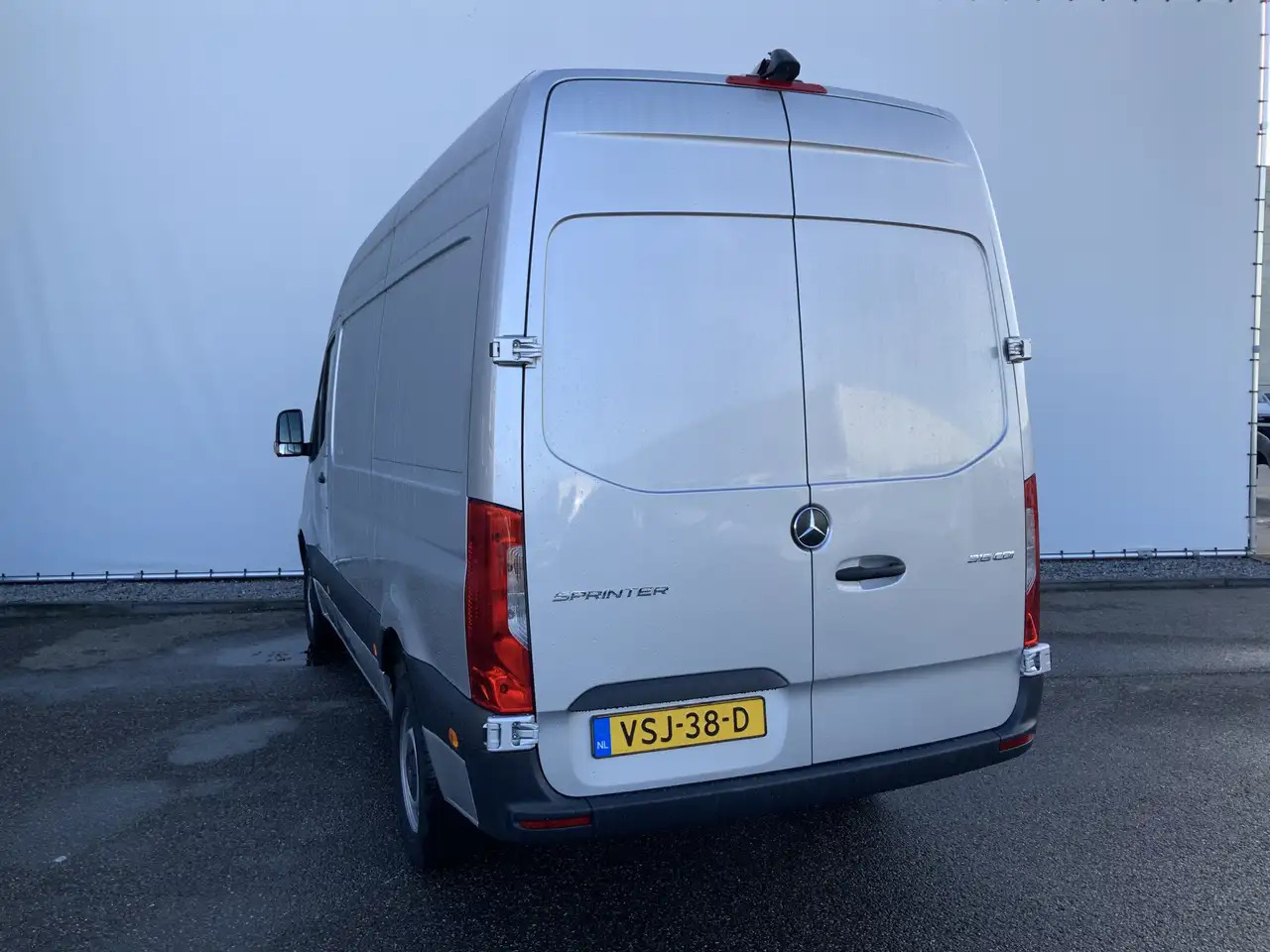Mercedes-Benz Sprinter 315 1.9 CDI L2H2 Automaat 3 Zits Airco Navi Camera - Furgón: foto 2 Mercedes-Benz Sprinter 315 1.9 CDI L2H2 Automaat 3 Zits Airco Navi Camera - Furgón: foto 2