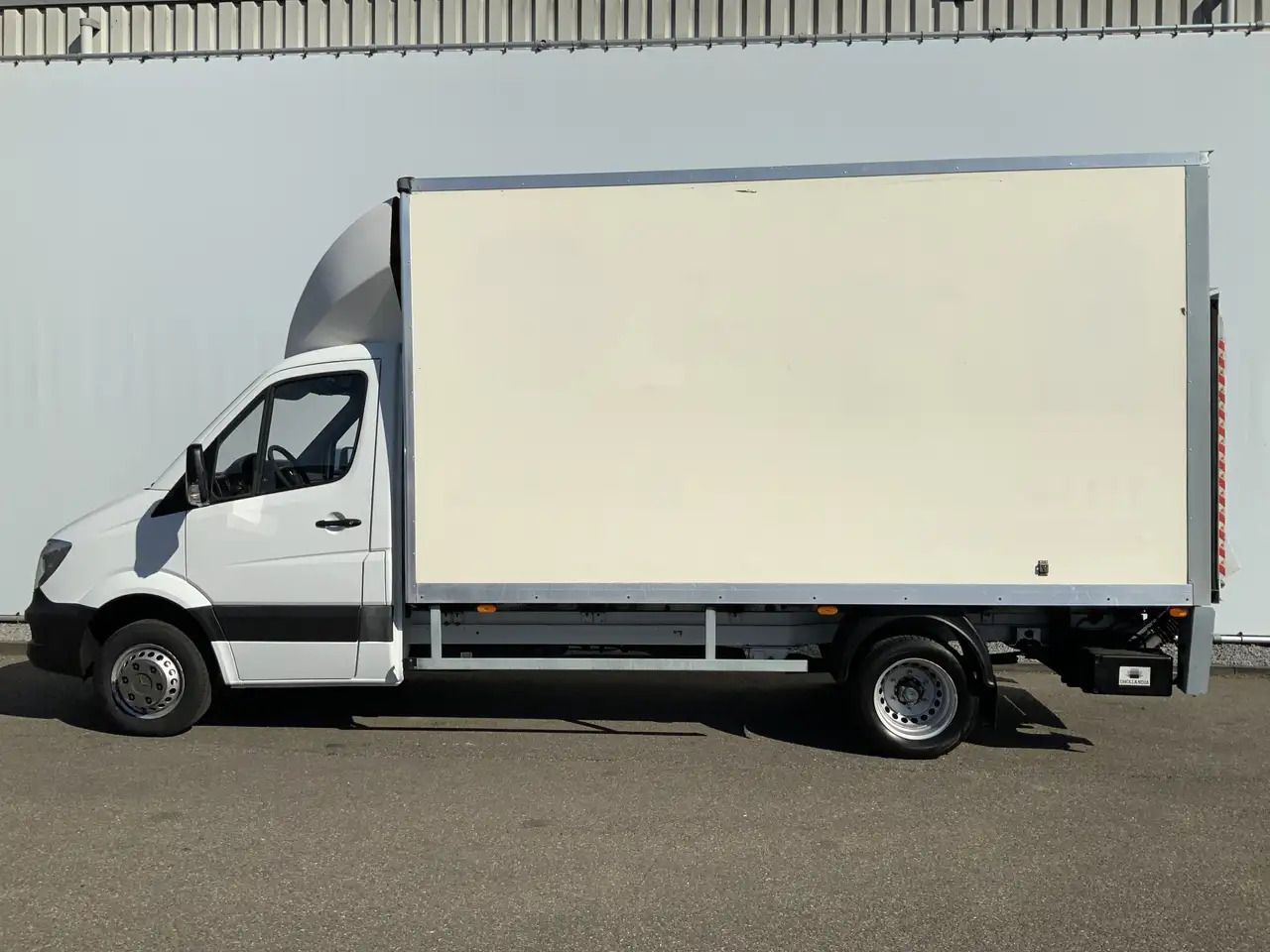 Mercedes-Benz Sprinter 513 2.2 CDI 432 Meubelbak&Lift Airco Cruise 3 Zits - Furgoneta caja cerrada: foto 3 Mercedes-Benz Sprinter 513 2.2 CDI 432 Meubelbak&Lift Airco Cruise 3 Zits - Furgoneta caja cerrada: foto 3