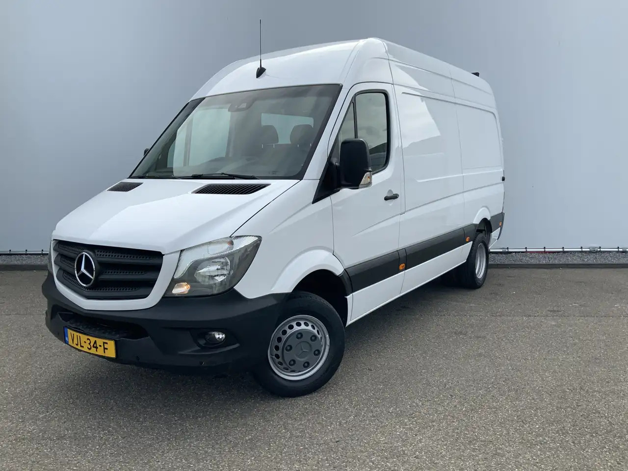 Mercedes-Benz Sprinter 516 2.2 CDI 366 L2H2 Camera Trekhaak 3500 kg Dub L - Furgón: foto 1 Mercedes-Benz Sprinter 516 2.2 CDI 366 L2H2 Camera Trekhaak 3500 kg Dub L - Furgón: foto 1
