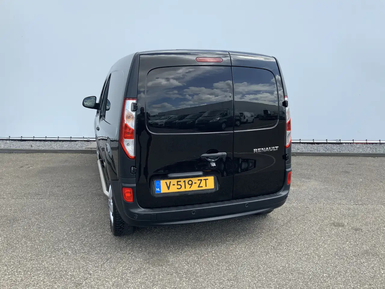 Renault Kangoo 1.5 dCi 90 Energy Comfort Plus .Sortimo Kasten Com - Furgoneta pequeña: foto 2 Renault Kangoo 1.5 dCi 90 Energy Comfort Plus .Sortimo Kasten Com - Furgoneta pequeña: foto 2
