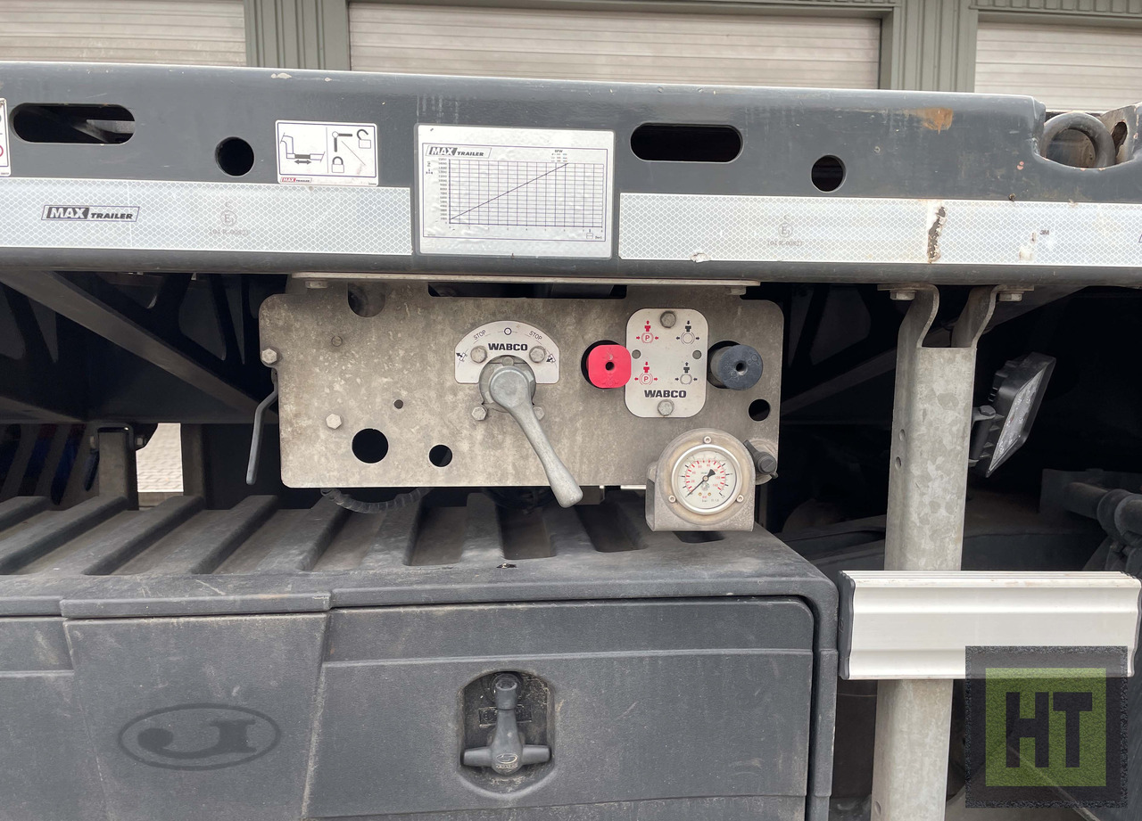 Faymonville MAX Trailer 3-Achs-Doppeltele-Plateau zwangsgelenkt - Semirremolque góndola rebajadas: foto 4 Faymonville MAX Trailer 3-Achs-Doppeltele-Plateau zwangsgelenkt - Semirremolque góndola rebajadas: foto 4