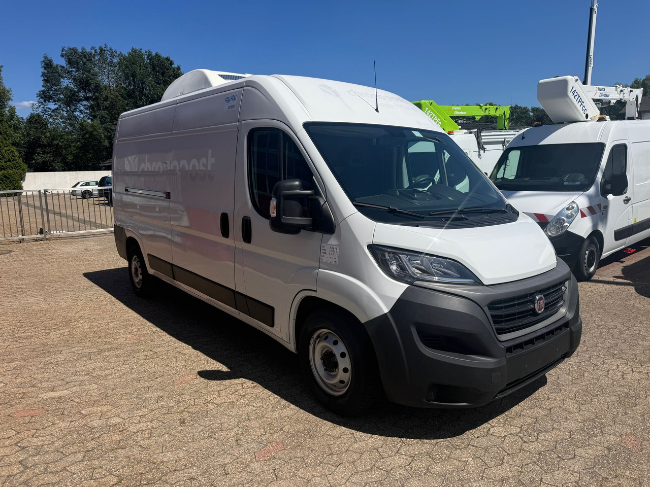 Fiat Ducato 250 Kühlkastenwagen 3 Kammern EURO 6 - Furgoneta frigorifica: foto 3 Fiat Ducato 250 Kühlkastenwagen 3 Kammern EURO 6 - Furgoneta frigorifica: foto 3