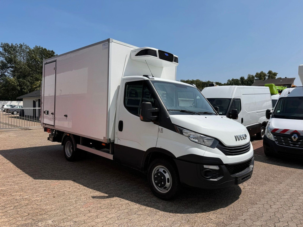 Iveco Daily 35C16 Tiefkühlkoffer Carrier Pulsor350 LWB - Furgoneta frigorifica: foto 3 Iveco Daily 35C16 Tiefkühlkoffer Carrier Pulsor350 LWB - Furgoneta frigorifica: foto 3