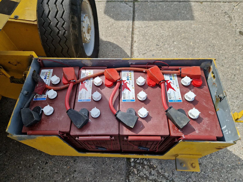 Genie Z45/22 DC met boek en keuring - Plataforma articulada: foto 5 Genie Z45/22 DC met boek en keuring - Plataforma articulada: foto 5