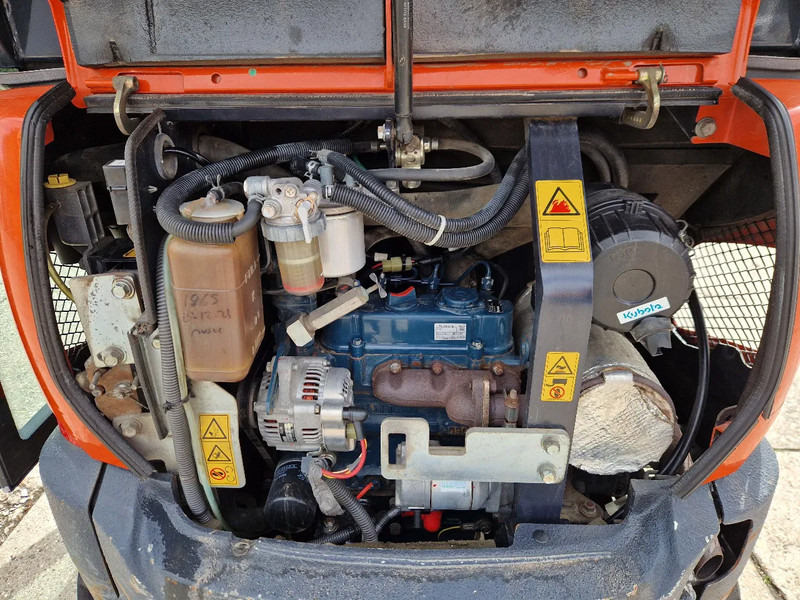 Miniexcavadora Kubota KX019-4 CW05 met 2 bakken: foto 5