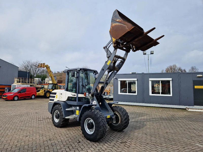 Yanmar / Terex TL80 met NL kenteken very low hours! - Cargadora de ruedas: foto 5 Yanmar / Terex TL80 met NL kenteken very low hours! - Cargadora de ruedas: foto 5