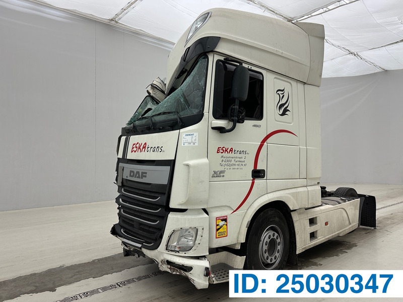 DAF XF 460 Super Space Cab - Cabeza tractora: foto 1 DAF XF 460 Super Space Cab - Cabeza tractora: foto 1