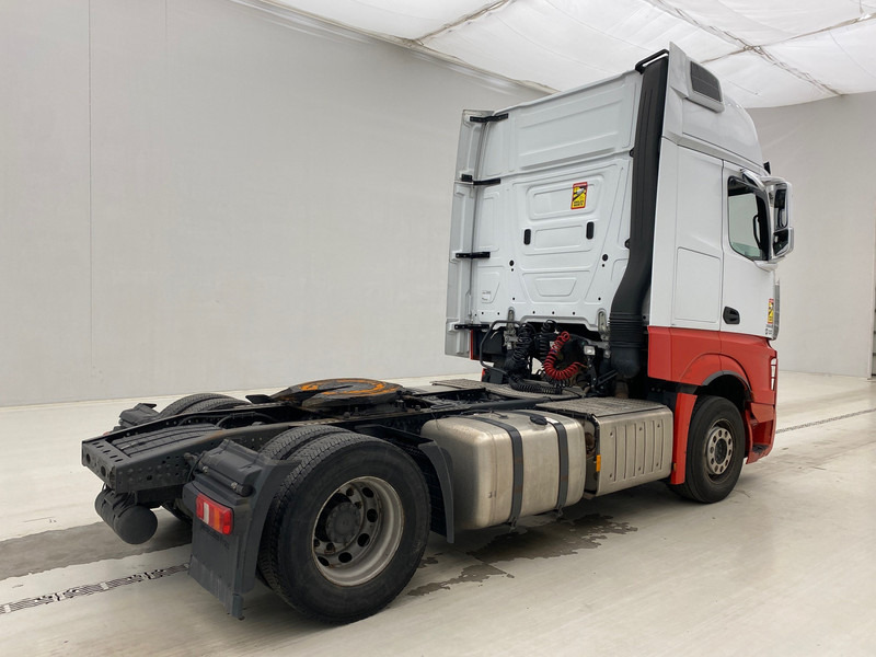Mercedes-Benz Actros 1963 - Cabeza tractora: foto 4 Mercedes-Benz Actros 1963 - Cabeza tractora: foto 4