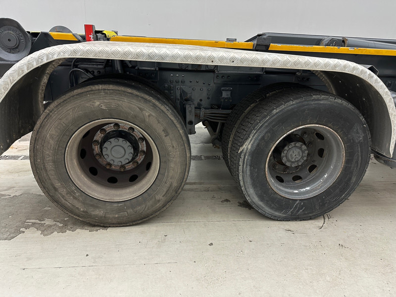 DAF CF75.360 - 6x2 - Camión multibasculante: foto 4 DAF CF75.360 - 6x2 - Camión multibasculante: foto 4