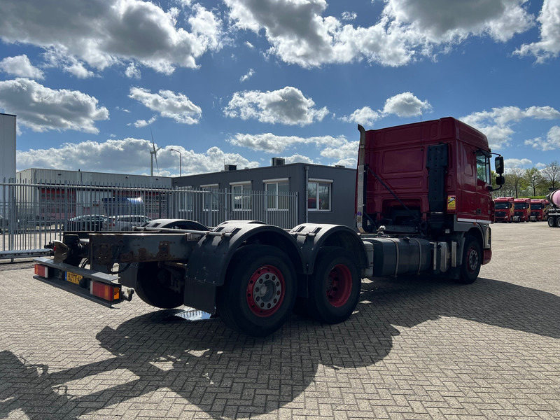 DAF XF105.460 Space Cab - Camión chasis: foto 4 DAF XF105.460 Space Cab - Camión chasis: foto 4
