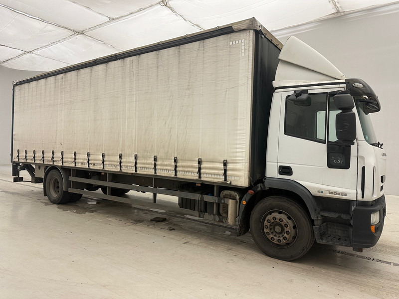 Iveco Eurocargo 180E28 - Camión lona: foto 3 Iveco Eurocargo 180E28 - Camión lona: foto 3