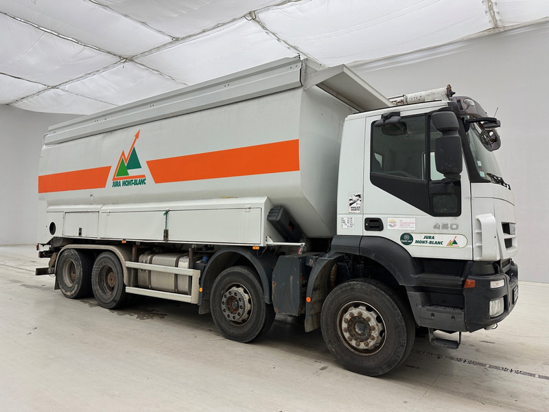 Iveco Eurotrakker 450* - Camión cisterna: foto 3 Iveco Eurotrakker 450* - Camión cisterna: foto 3