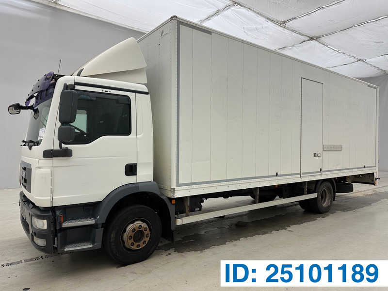 MAN TGM 15.250 - Camión caja cerrada: foto 1 MAN TGM 15.250 - Camión caja cerrada: foto 1