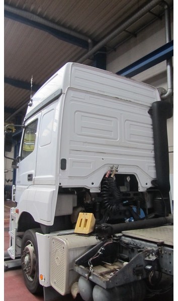 Mercedes-Benz AXOR Cabine Axor - Cabina e interior: foto 4 Mercedes-Benz AXOR Cabine Axor - Cabina e interior: foto 4