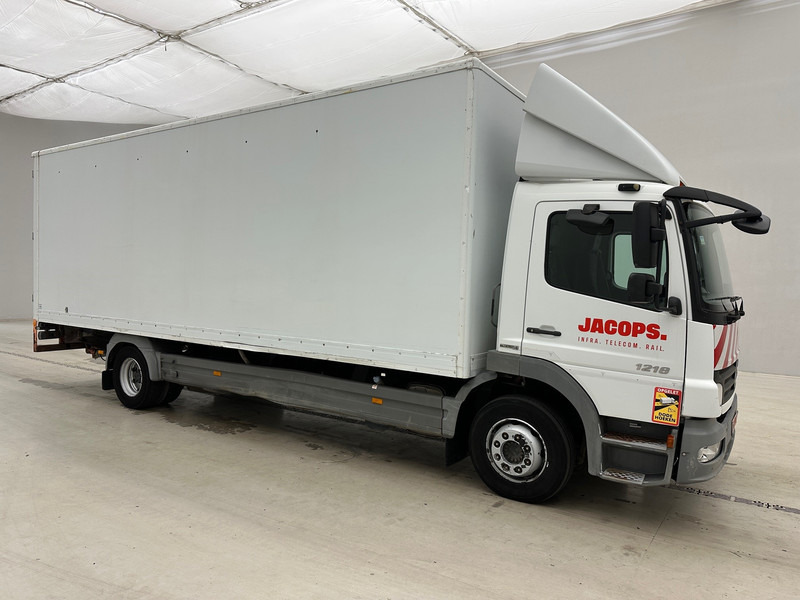 Mercedes-Benz Atego 1218 - Camión caja cerrada: foto 3 Mercedes-Benz Atego 1218 - Camión caja cerrada: foto 3