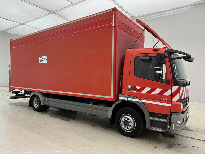 Mercedes-Benz Atego 1218 - Camión caja cerrada: foto 3 Mercedes-Benz Atego 1218 - Camión caja cerrada: foto 3