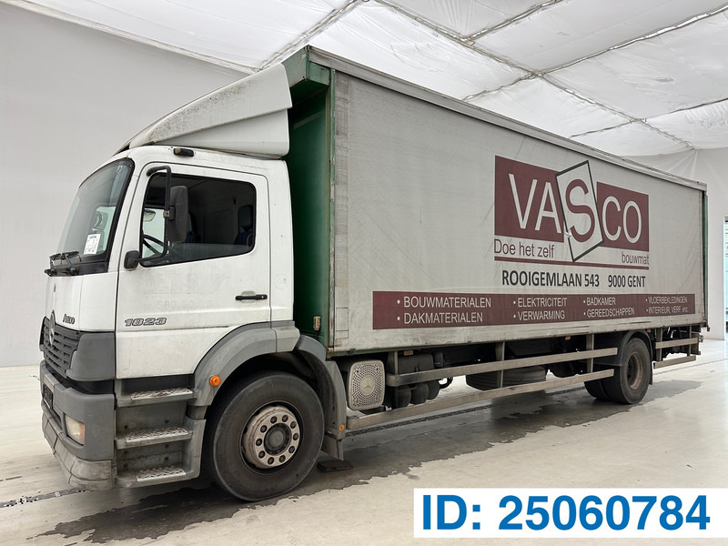 Mercedes-Benz Atego 1823* - Camión lona: foto 1 Mercedes-Benz Atego 1823* - Camión lona: foto 1