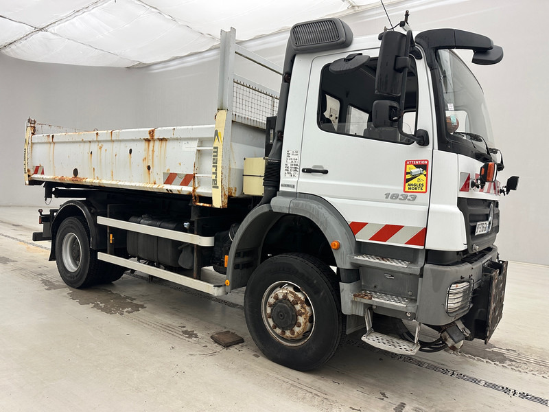 Mercedes-Benz Axor 1833 - 4x4 - Camión volquete: foto 3 Mercedes-Benz Axor 1833 - 4x4 - Camión volquete: foto 3