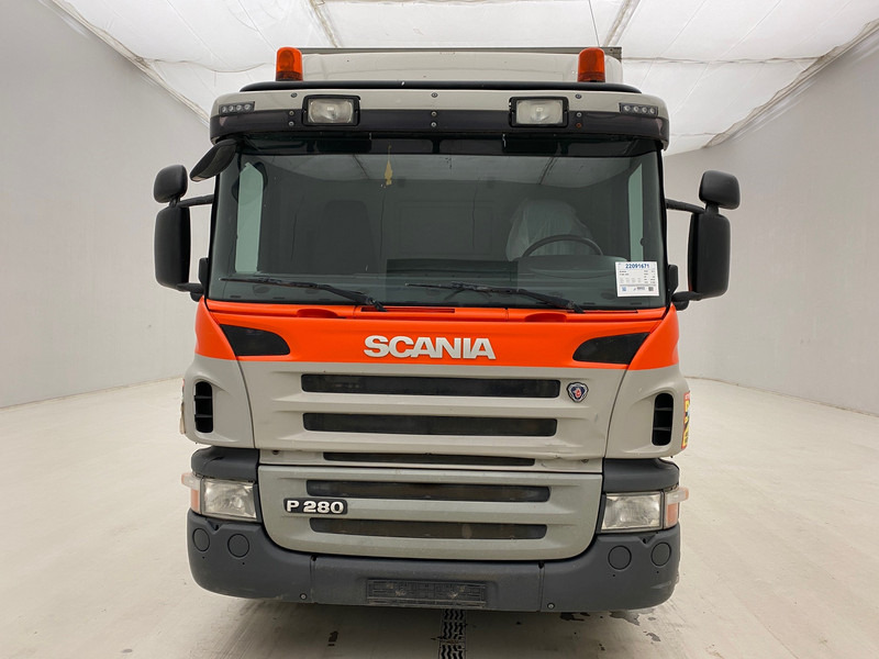 Scania P280 - Camión caja cerrada: foto 2 Scania P280 - Camión caja cerrada: foto 2