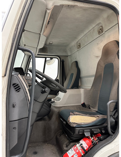 Camión frigorífico Volvo FL 250: foto 13 Camión frigorífico Volvo FL 250: foto 13