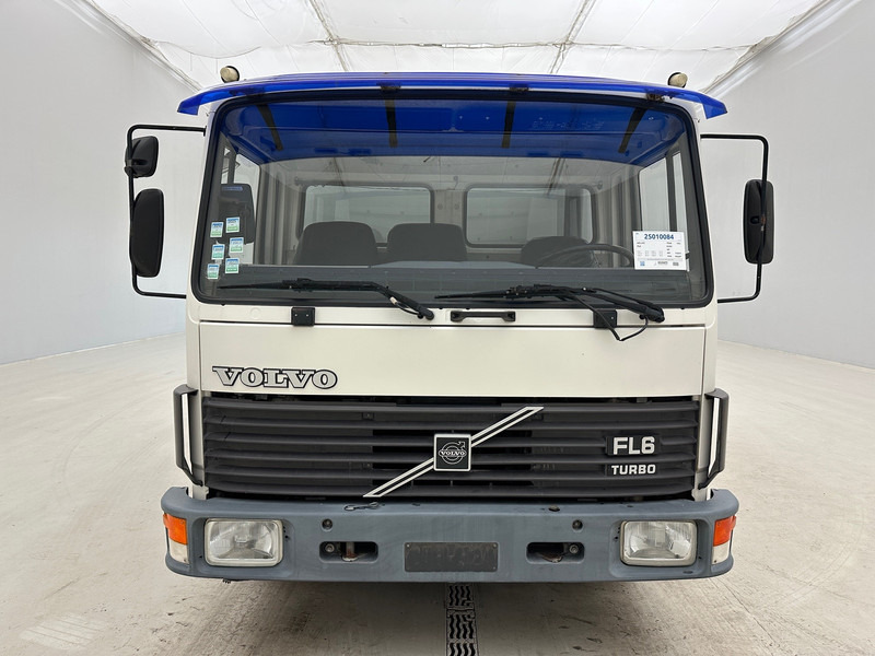 Volvo FL6.09 - Camión caja abierta: foto 2 Volvo FL6.09 - Camión caja abierta: foto 2