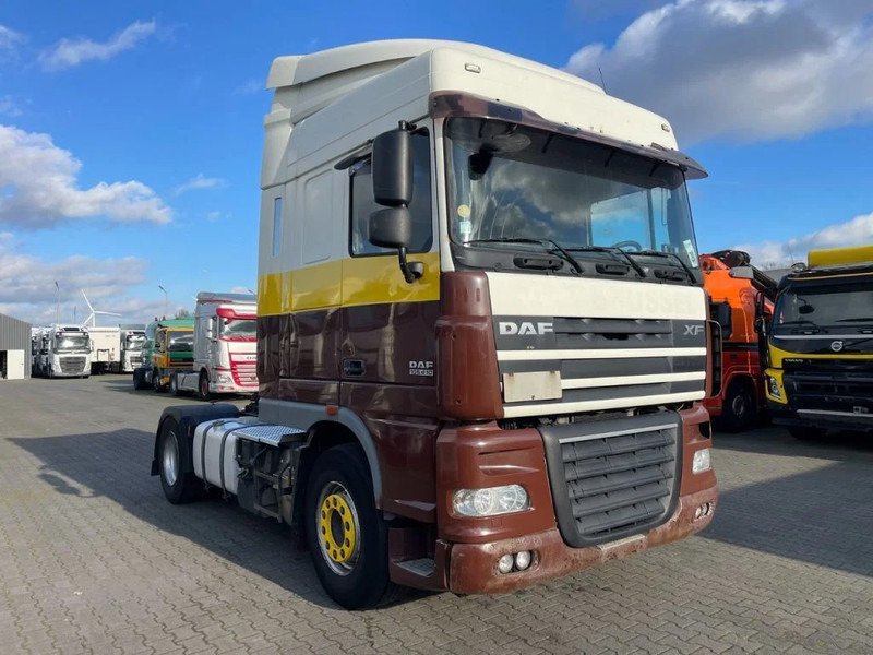 DAF XF 105.410 Spacecab Euro 5 - Cabeza tractora: foto 2 DAF XF 105.410 Spacecab Euro 5 - Cabeza tractora: foto 2