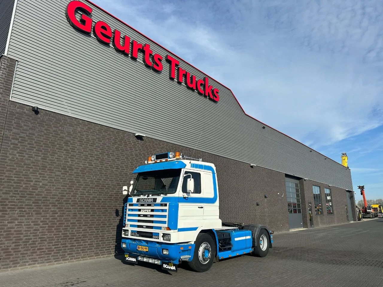 Scania R143-500 V8 H A4X2L 500PK TREKKER / SATTELZUG / - Cabeza tractora: foto 2 Scania R143-500 V8 H A4X2L 500PK TREKKER / SATTELZUG / - Cabeza tractora: foto 2